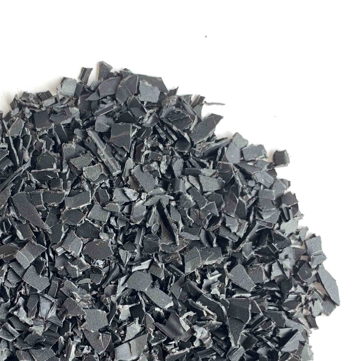 Spared®_VolumeCreative_AchromaticCollection_Wasteplastics_08