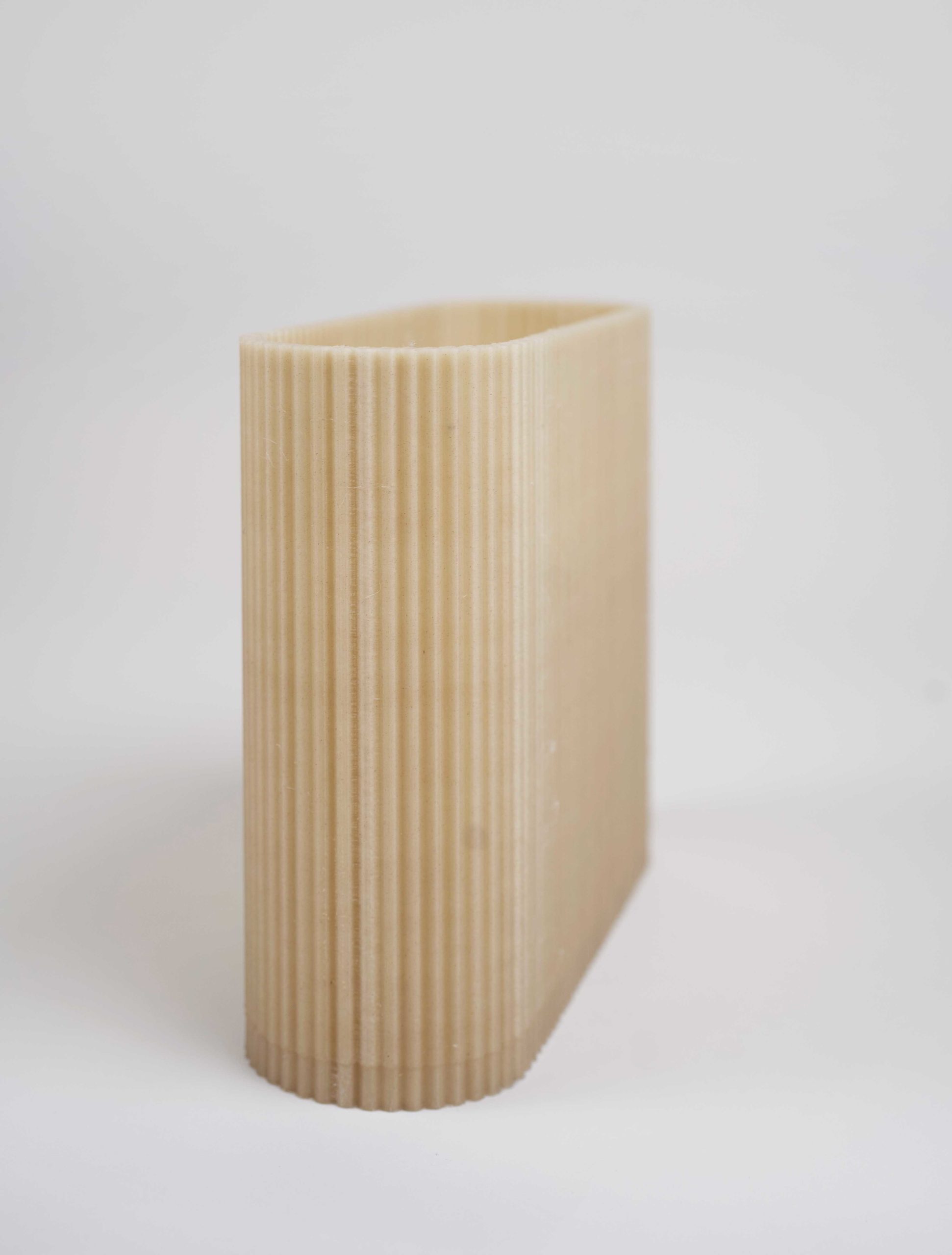 Spared®_VolumeCreative_Product_ribbed vase_01