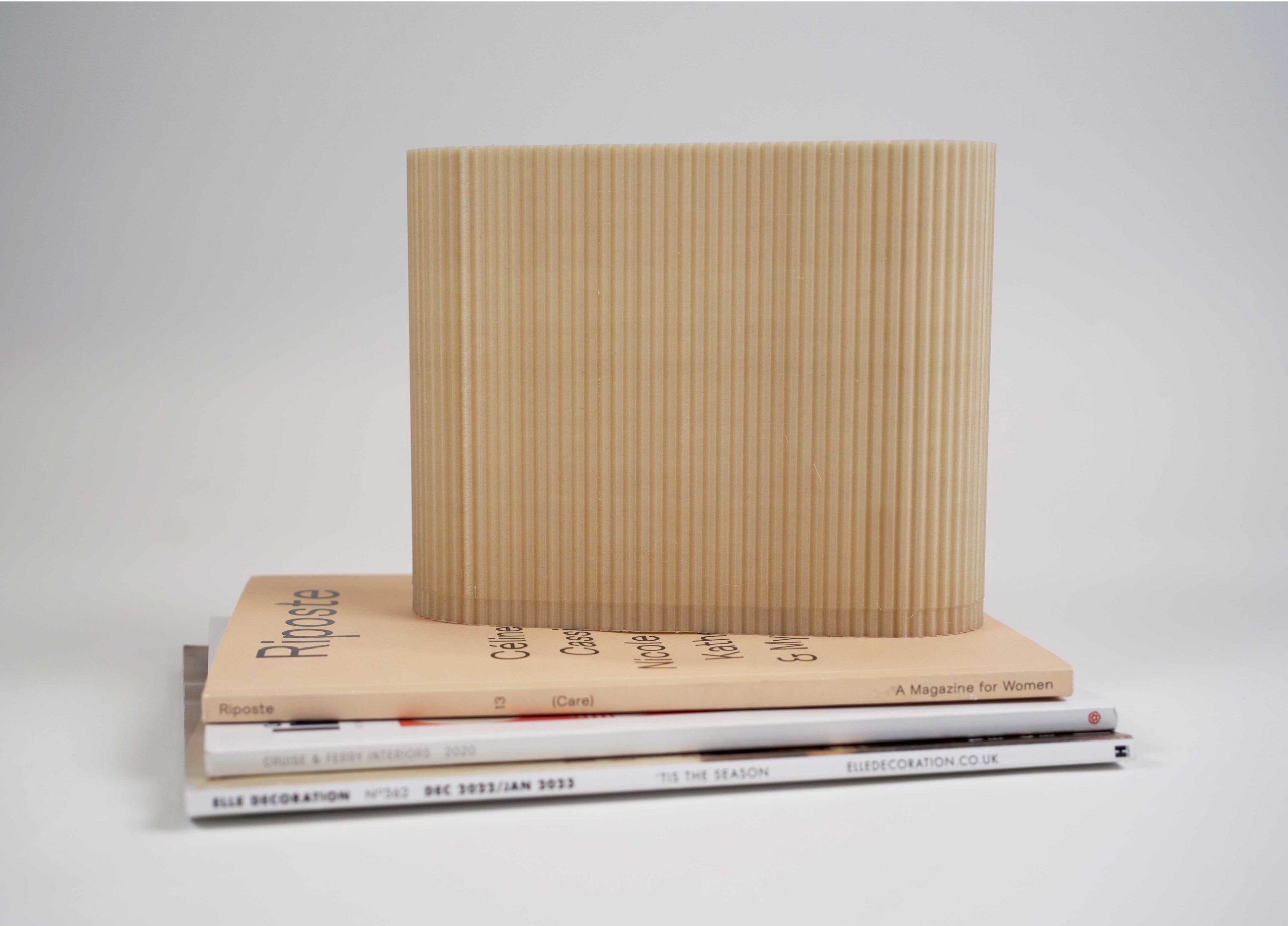 Spared®_VolumeCreative_Product_ribbed vase_05